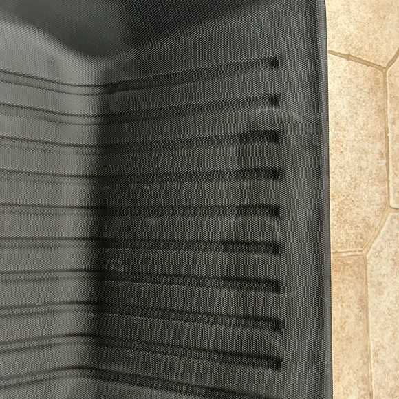 Wennebird all weather slip proof mats for 2021-2023 Tesla model x floor liners - Picture 6 of 6